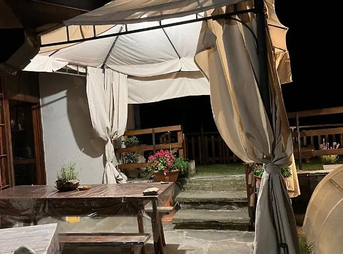 Maison Mariot فندق مبيت وإفطار Roure Turin